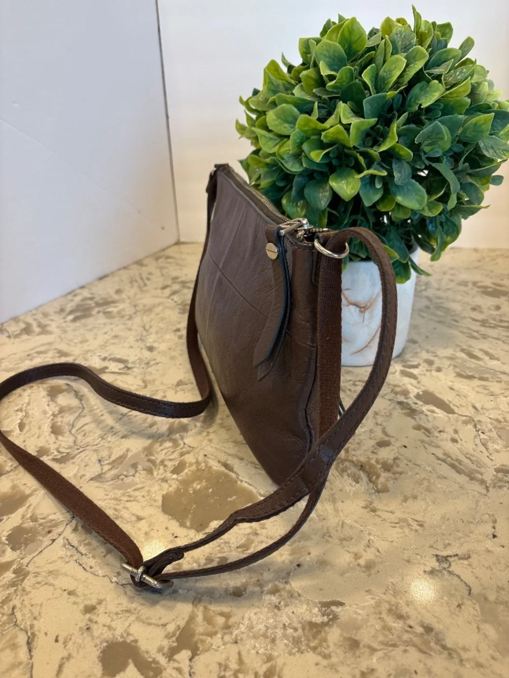 Fossil Dawson Rich Brown Leather Crossbody Handbag